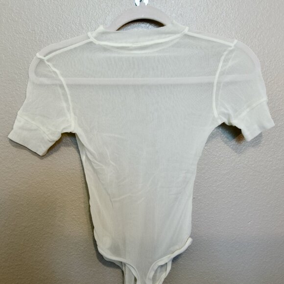 SKIMS Summer Mesh Bodysuit in Bone (Size M) - Picture 5 of 6